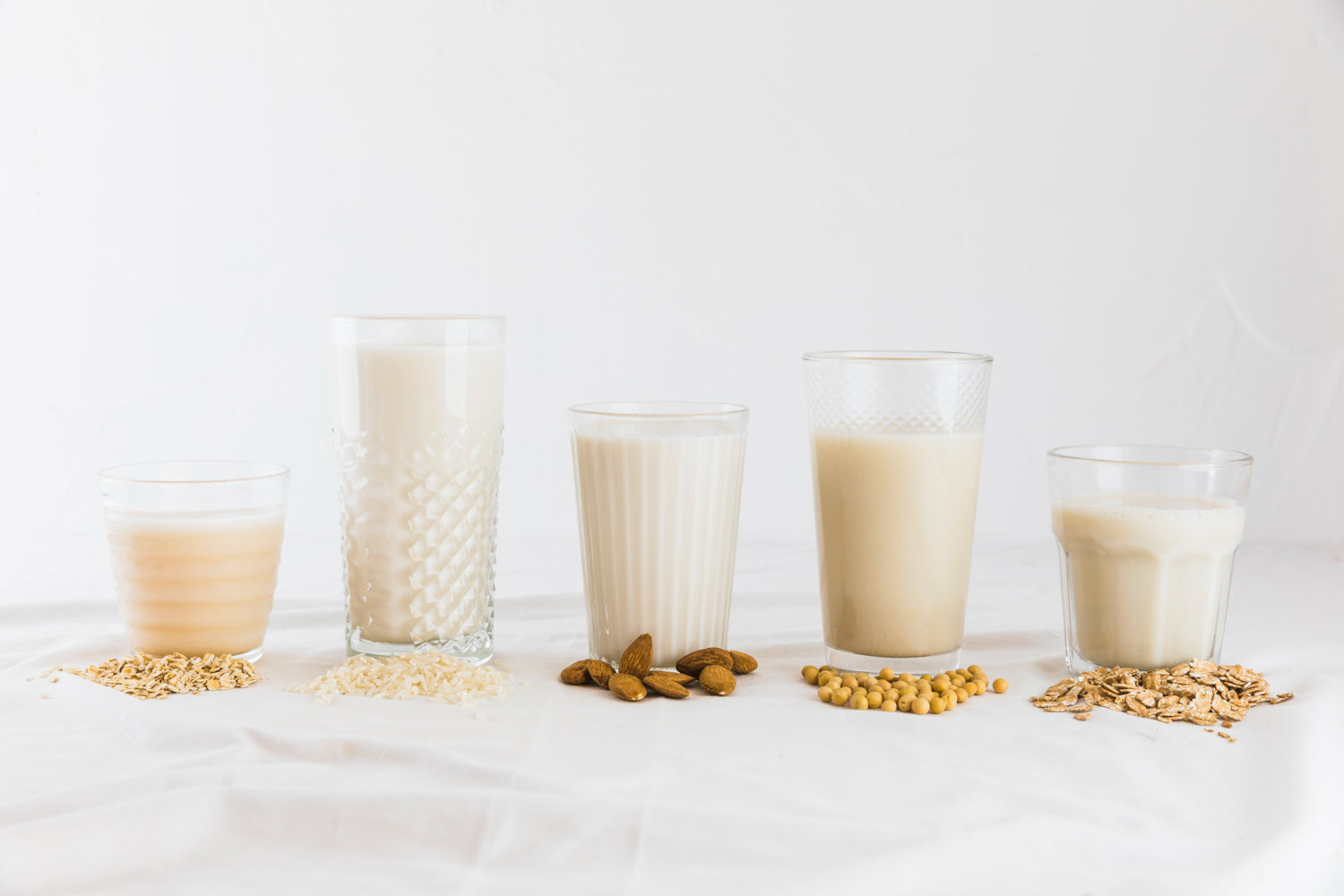 Crafting Nutritious Plant-Based Milks at Home: A Healthier Choice